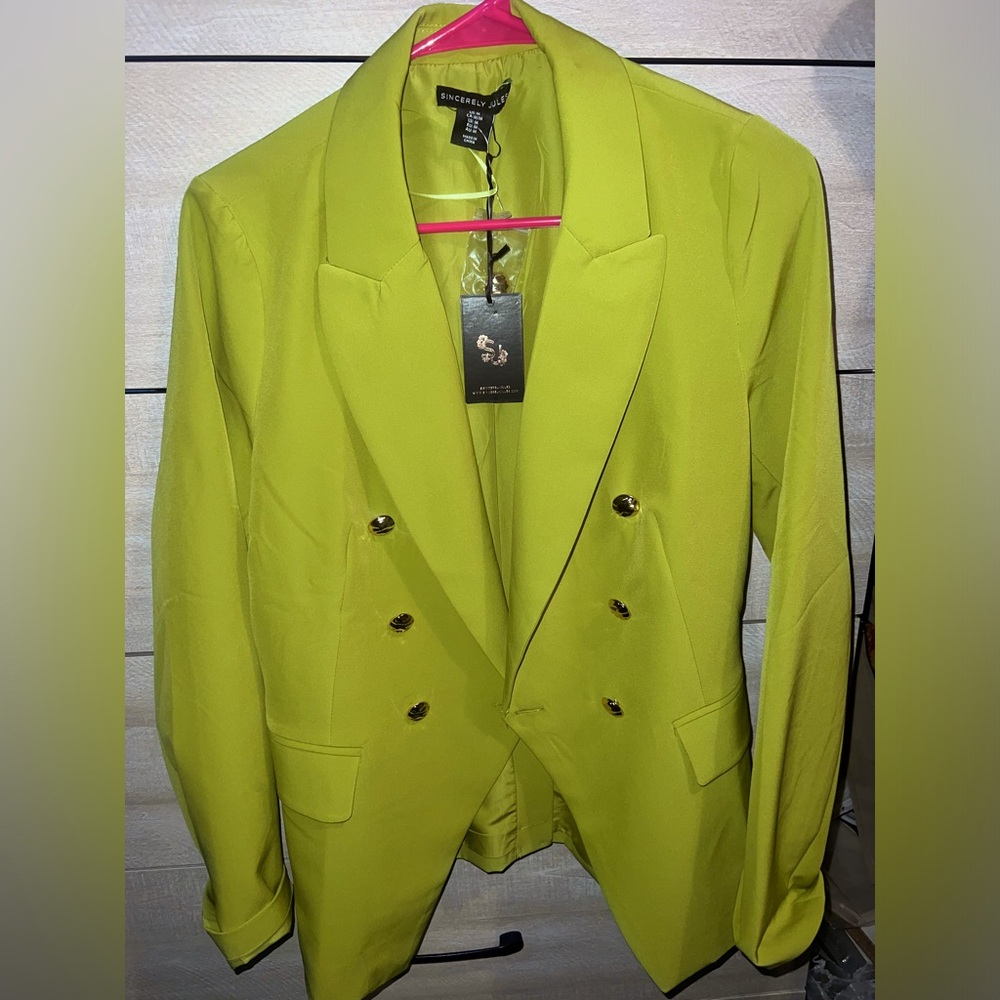 NWT Women's Chartreuse Blazer sz Medium